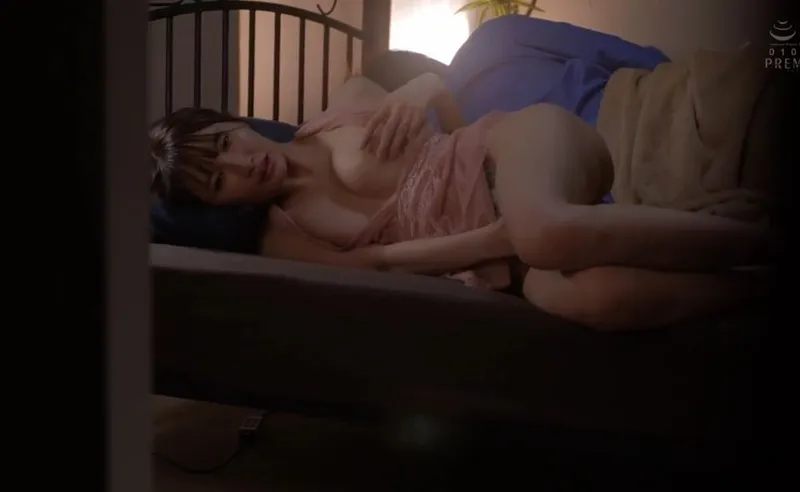 đưa sếp say xỉn về nhà, cậu nhân viên trúng số húp được cô vợ tiền bối xinh dâm